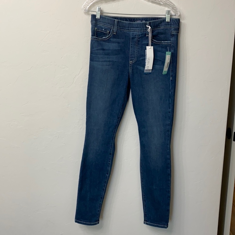 Level 99 Henie skinny jean size M.Indigo.NWT